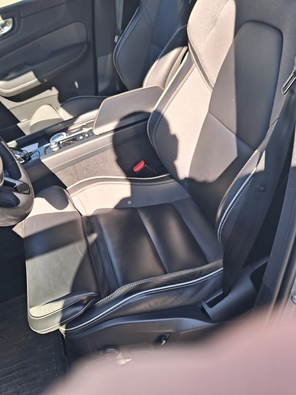 Volvo XC60 7 of 13