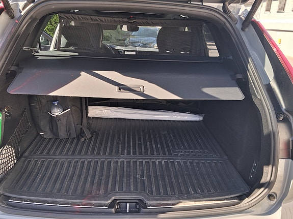Volvo XC60 5 of 13