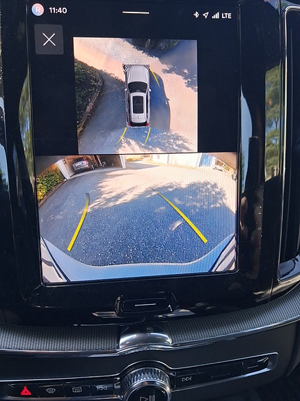 Volvo XC60 11 of 13