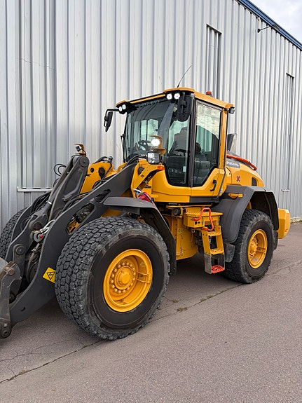 Volvo L90H / Betala i Svenska Kronor 3 of 6