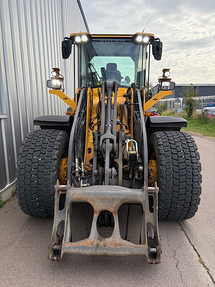 Volvo L90H / Betala i Svenska Kronor 4 of 6