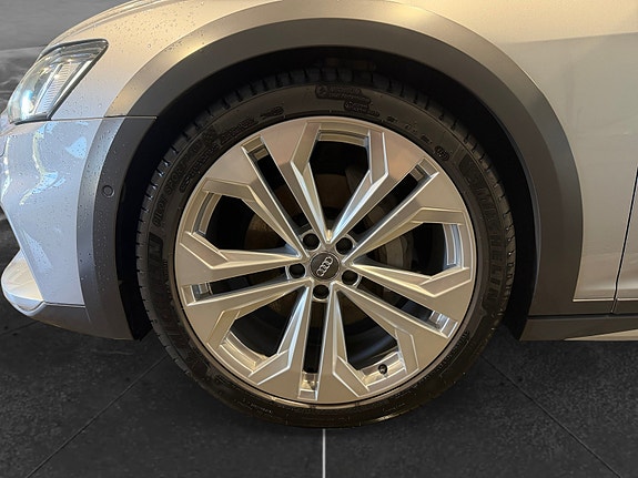 Audi A6 allroad 20 of 23