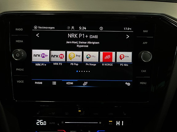 Volkswagen Passat 29 of 30
