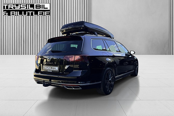 Volkswagen Passat 13 of 30