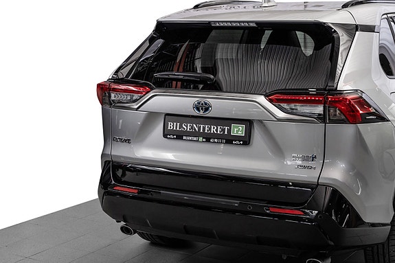 Toyota RAV4 Plug-in Hybrid 6 of 29