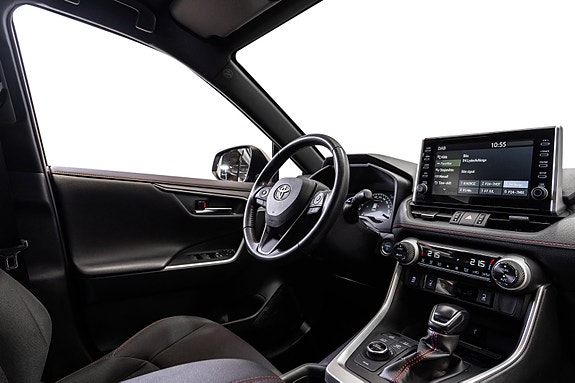 Toyota RAV4 Plug-in Hybrid 29 of 29