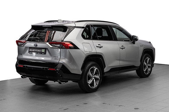 Toyota RAV4 Plug-in Hybrid 5 of 29