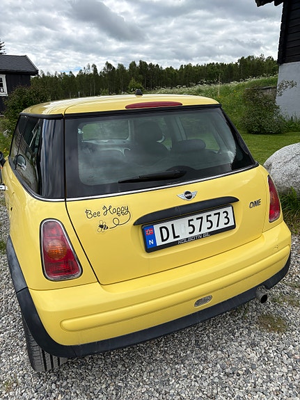 MINI One 2 of 14