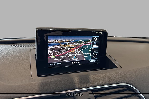Audi Q3 13 of 29