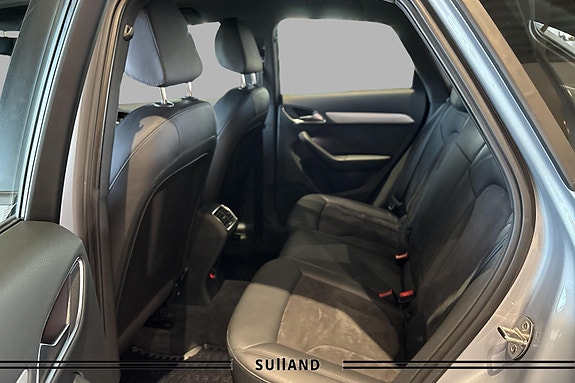 Audi Q3 17 of 29