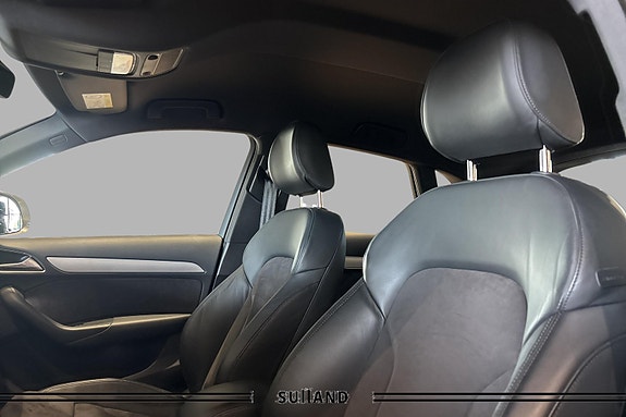 Audi Q3 27 of 29