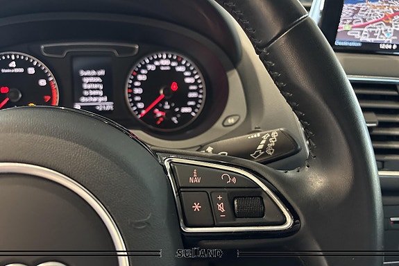 Audi Q3 26 of 29