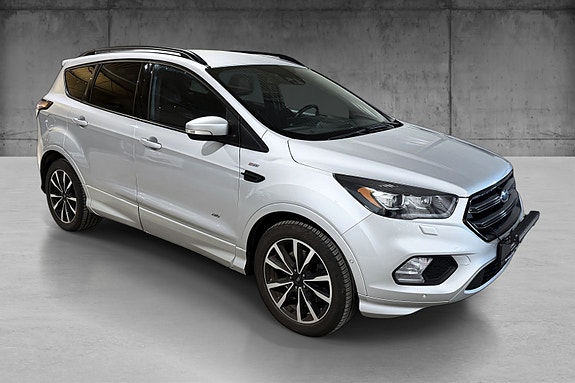 Ford Kuga 13 of 25