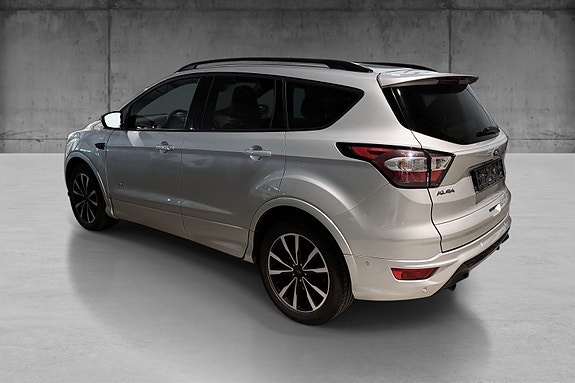 Ford Kuga 5 of 25