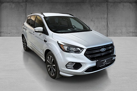 Ford Kuga 14 of 25
