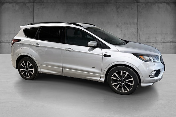 Ford Kuga 12 of 25