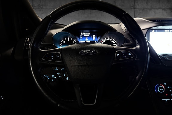 Ford Kuga 20 of 25