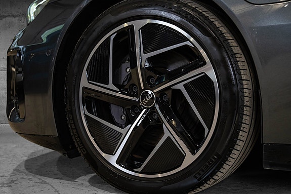 Audi e-tron GT 6 of 30