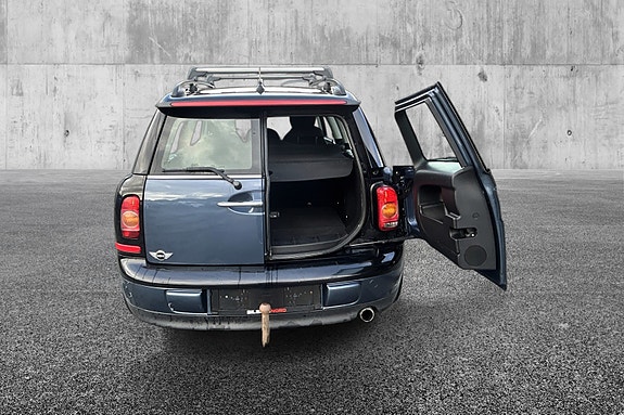 MINI Cooper 11 of 16