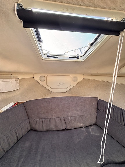 Bayliner 2655 Ciera – 5.7 V8, baugpropell, landstrøm og dieselvarmer 7 of 26