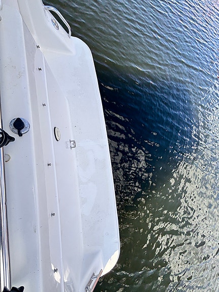 Bayliner 2655 Ciera – 5.7 V8, baugpropell, landstrøm og dieselvarmer 21 of 26