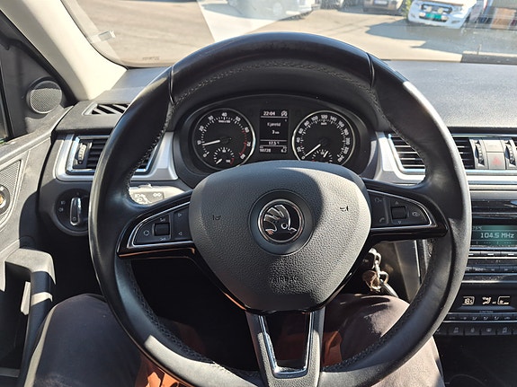 Skoda Rapid 15 of 30