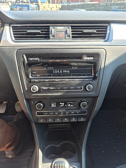 Skoda Rapid 13 of 30