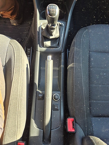 Skoda Rapid 14 of 30