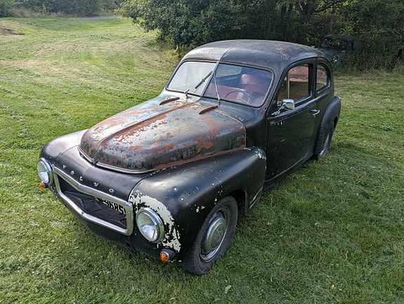 Volvo PV 4 of 11