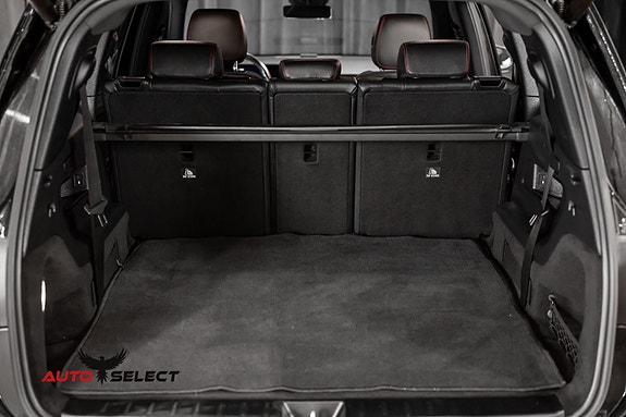 Mercedes-Benz GLB200 d 13 of 30