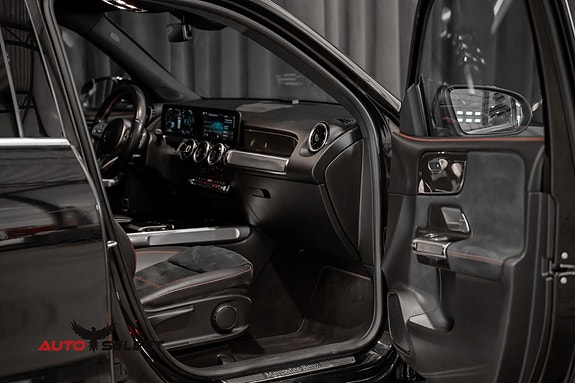 Mercedes-Benz GLB200 d 26 of 30
