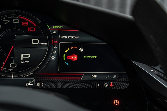 Ferrari SF90 Stradale 23 of 30