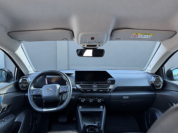 Citroen E-C4 25 of 25