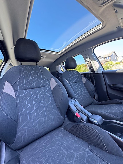 Peugeot 2008 18 of 30