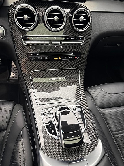 Mercedes-Benz GLC63 11 of 30
