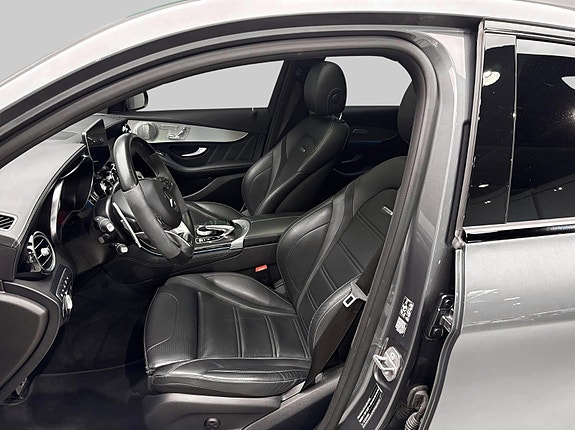 Mercedes-Benz GLC63 8 of 30