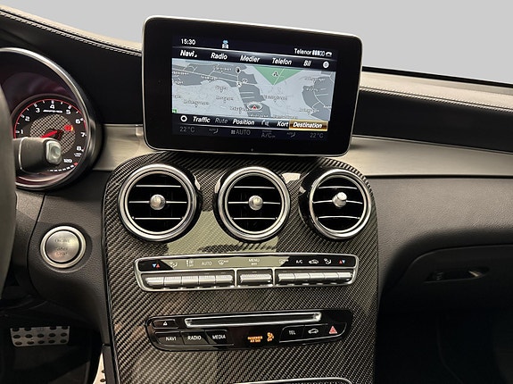 Mercedes-Benz GLC63 12 of 30