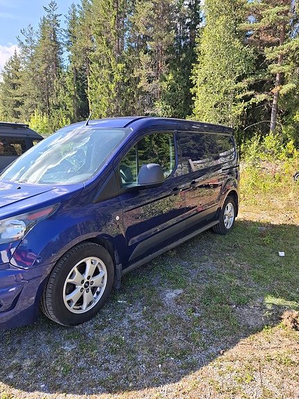 Ford Transit Connect 9 of 9