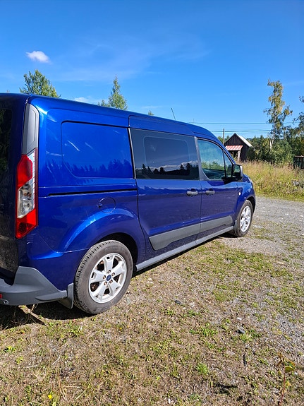 Ford Transit Connect 4 of 9