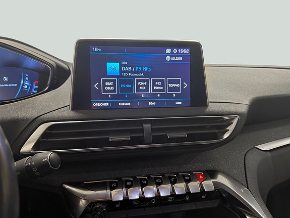Peugeot 5008 18 of 25