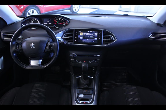 Peugeot 308 SW 8 of 22