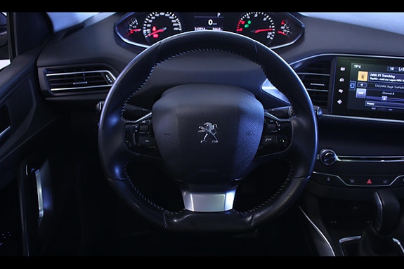 Peugeot 308 SW 9 of 22