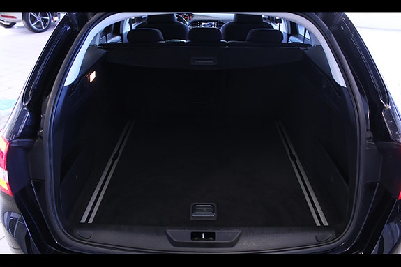Peugeot 308 SW 18 of 22