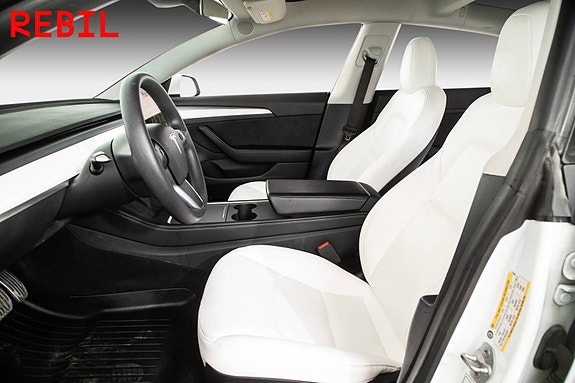 Tesla Model 3 8 of 27