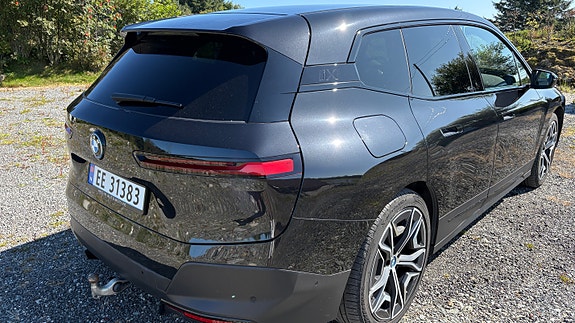 BMW iX 30 of 30