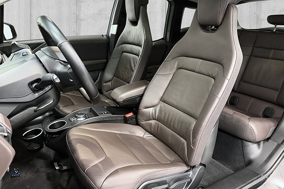 BMW i3s 10 of 16