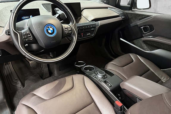 BMW i3s 9 of 16