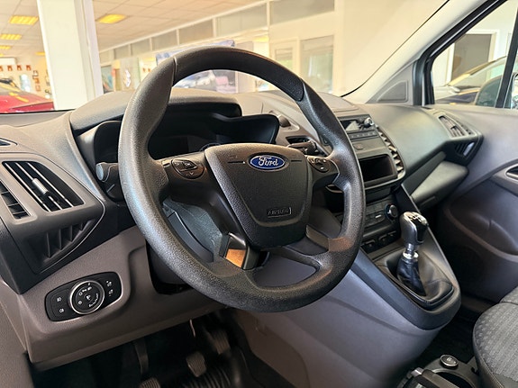 Ford Transit Connect 11 of 19