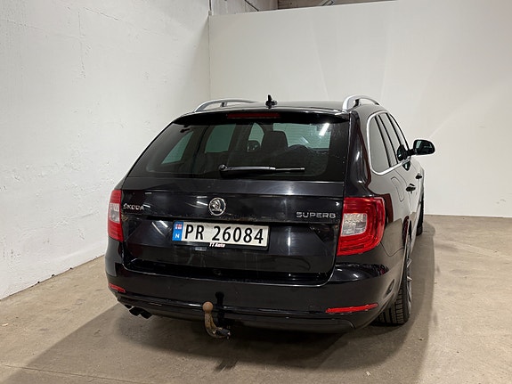 Skoda Superb 11 of 30