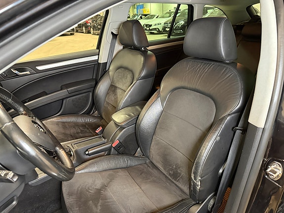 Skoda Superb 18 of 30
